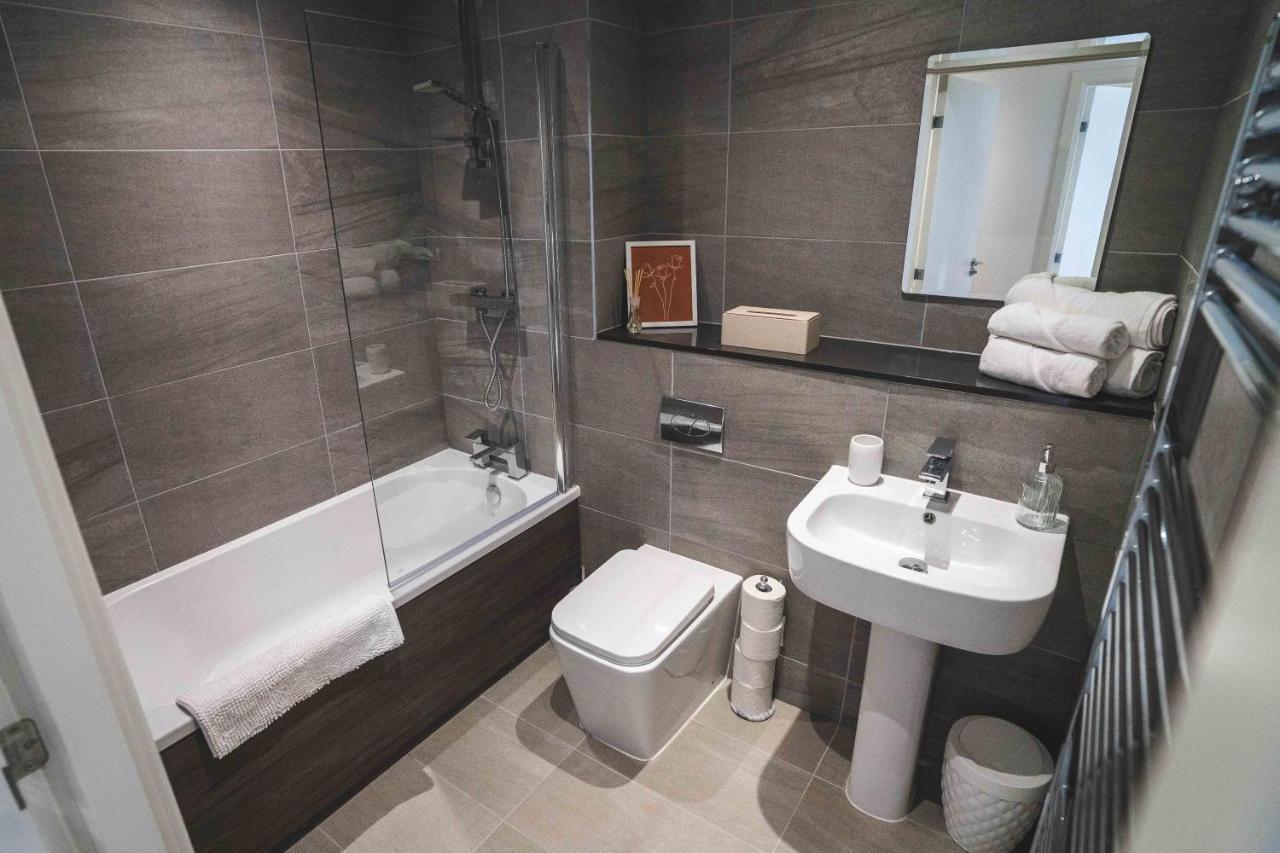 Modern 1-Bed Apartments - New - City Centre - Free Wi-Fi - Sheffield Ngoại thất bức ảnh